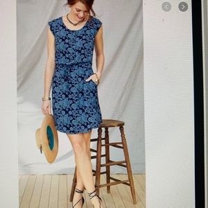 CAbi Java Blue Floral drawstring dress with pocket